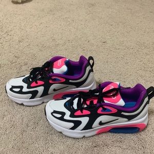 Nike Air200s